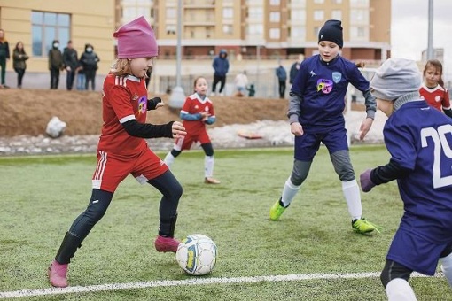 В Ростове-на-Дону запускается бесплатная программа футбольных тренировок для девочек