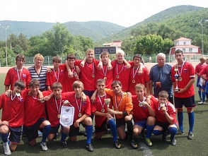 Юные футболисты шахтинской команды «Горавтотранс» победили на турнире в Тарасовке