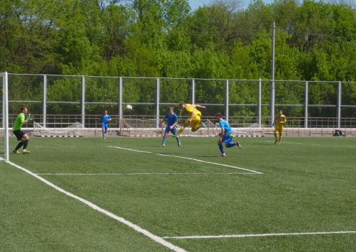 Леднев не сбавляет обороты