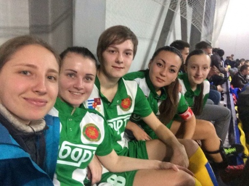 На старт женского областного чемпионата по мини-футболу вышли восемь команд