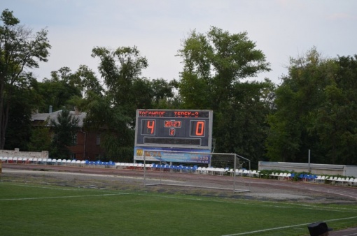  ФК «Таганрог» разгромил соперника в первом домашнем матче сезона
