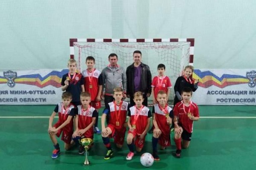 Донские девушки и юноши определили победителей областного этапа общероссийского проекта «Мини-футбол – в школу» 