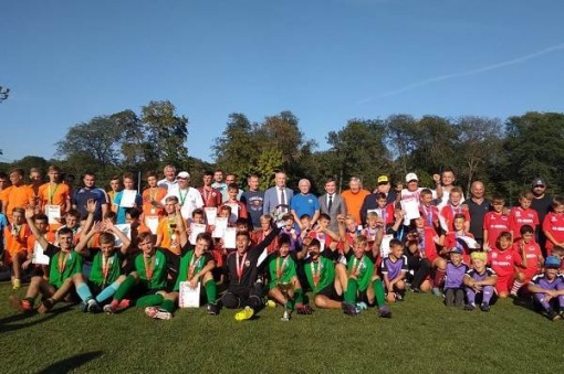Областной финал Детской дворовой футбольной лиги собрал более тысячи юных футболистов 