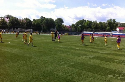 В Азове стартовал финальный этап областных соревнований по футболу «Кожаный мяч» 