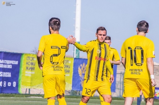 Четыре мяча для дебютанта