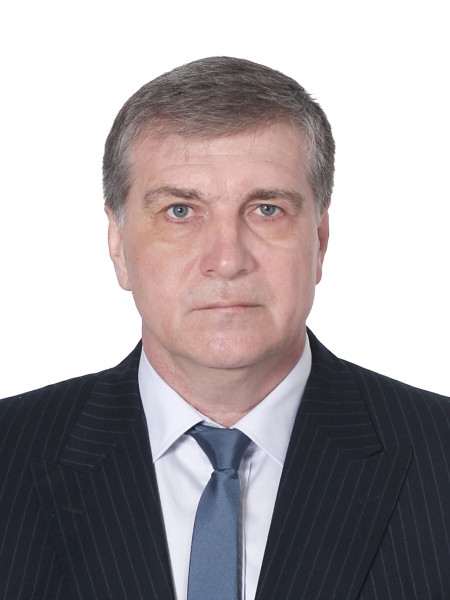 Сегодня Заместитель председателя Краснодарской краевой федерации футбола, известный в прошлом арбитр, а ныне инспектор Первой лиги Василий Правило отмечает 63-й день рождения