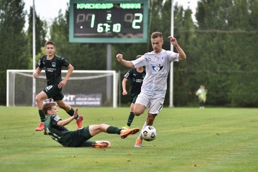 Волевая победа в южном дерби!