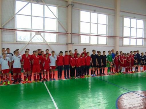 В новом спорткомплексе в Миллерово прошёл первый футбольный турнир