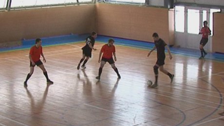 Чемпионат Сальского района по мини-футболу выходит на финишную прямую