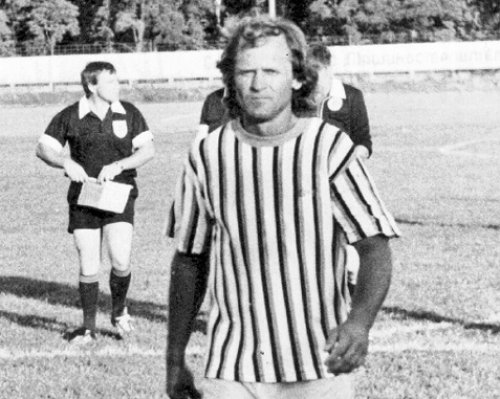 Сегодня ветерану донского футбола  Ивану Теплову исполняется 71 год! 