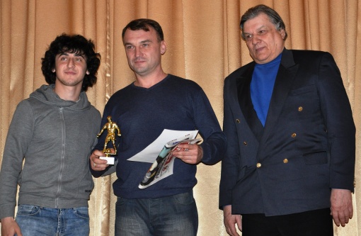 Байрамян наградил призеров зимнего чемпионата РЛФЛ