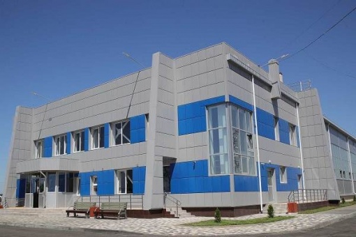 В Константиновске завершается строительство физкультурно-оздоровительного комплекса