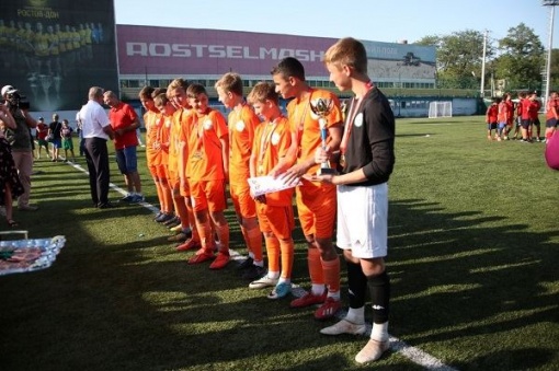 Команда Миллеровского района победила на региональном этапе Всероссийского фестиваля дворового футбола