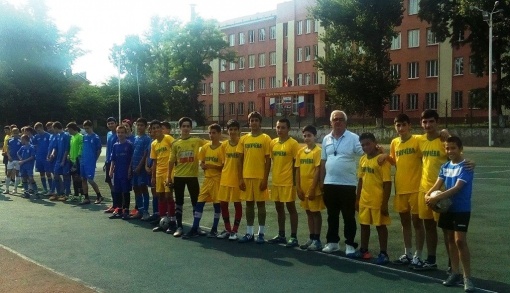 Школьники города приняли участие в турнире по мини-футболу, приуроченному ко Дню физкультурника