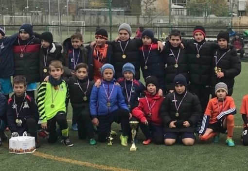 Футболисты Новочеркасска завоевали «золото» на областном турнире «Золотая осень»  