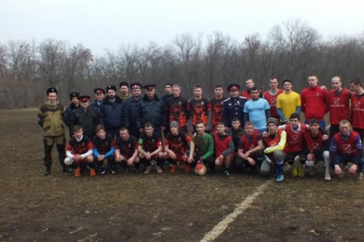 Сезон «большого» футбола в Шахтах начался с благотворительного матча