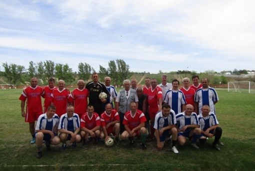 Накануне Дня Победы ветераны Тацинского района сыграли в футбол