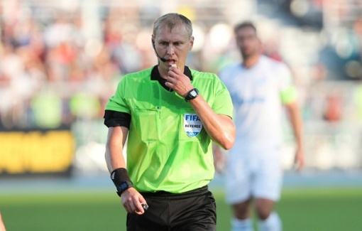 Сегодня свой 40-й день рождения отмечает талантливый донской арбитр, заместитель председателя судейско-инспекторского комитета ЮФО/СКФО, руководитель областного судейско-инспекторского комитета, судья ФИФА Сергей Иванов