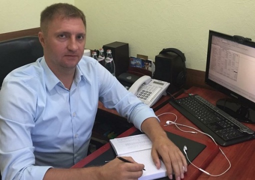 Сегодня известный на Дону футбольный функционер и меценат,  основатель и президент футбольного клуба «Строитель»  Андрей Новойдарский отмечает 49-й день рождения