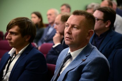 Сегодня члену Исполкома областной федерации футбола, председателю сектора студенческого футбола РРООФФ, руководителю команды ЮФУ Алексею Устенко исполняется 51 год