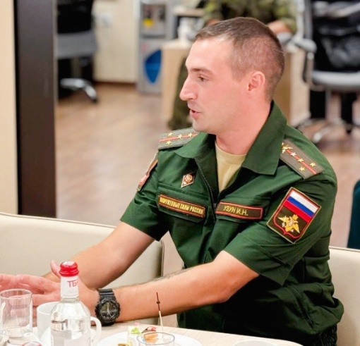 Сегодня у руководителя спортивно-патриотического клуба «СПАРК-Юнармия,» бронзового призёра всероссийского конкурса проектов массового футбола «Россия – футбольная страна!» Ивана Узуна день рождения – ему исполнилось 34 года. 