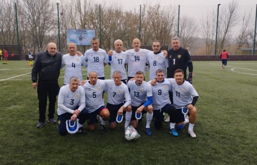 Ветераны сборной России второй год подряд выиграли Кубок памяти Виктора Понедельника